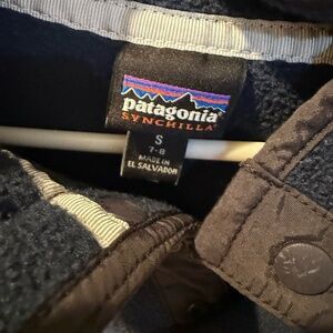 Patagonia Pullover - Size 7-8 (small)